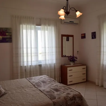 Damecuta Couette-café 3*