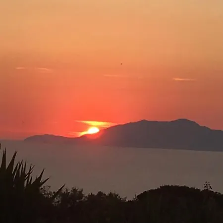Damecuta Oda ve Kahvaltı Anacapri (Isola di Capri)