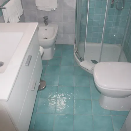 Damecuta Couette-café 3*