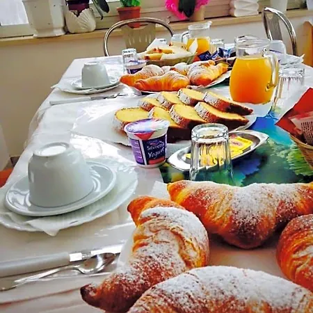 Damecuta Oda ve Kahvaltı Anacapri (Isola di Capri)