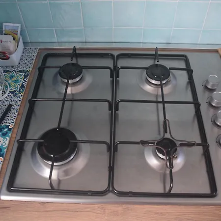 Damecuta أناكابْري